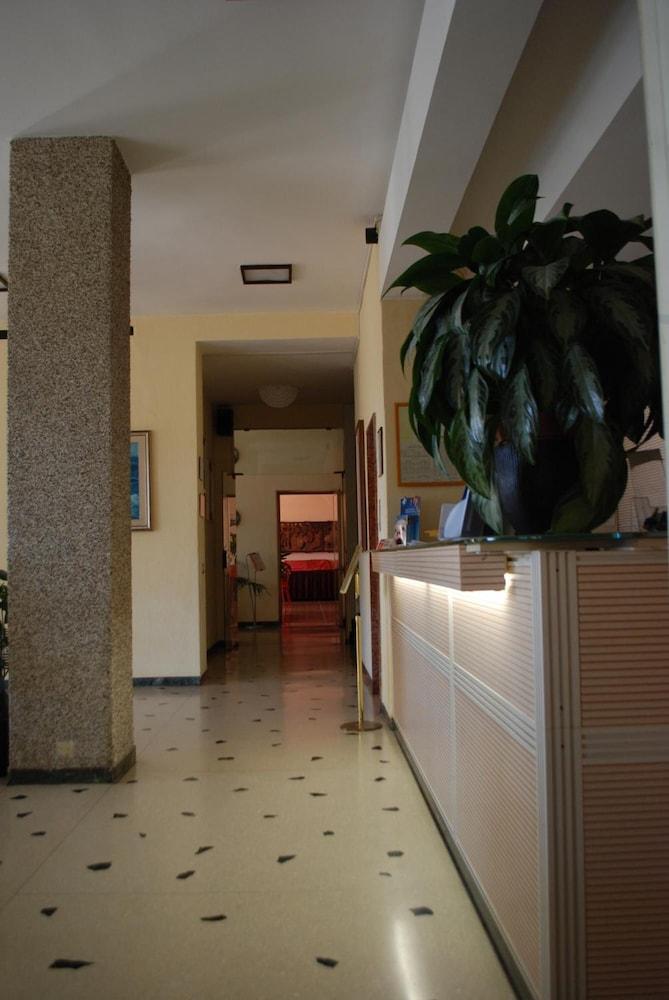 Hotel Palace Varazze Dış mekan fotoğraf