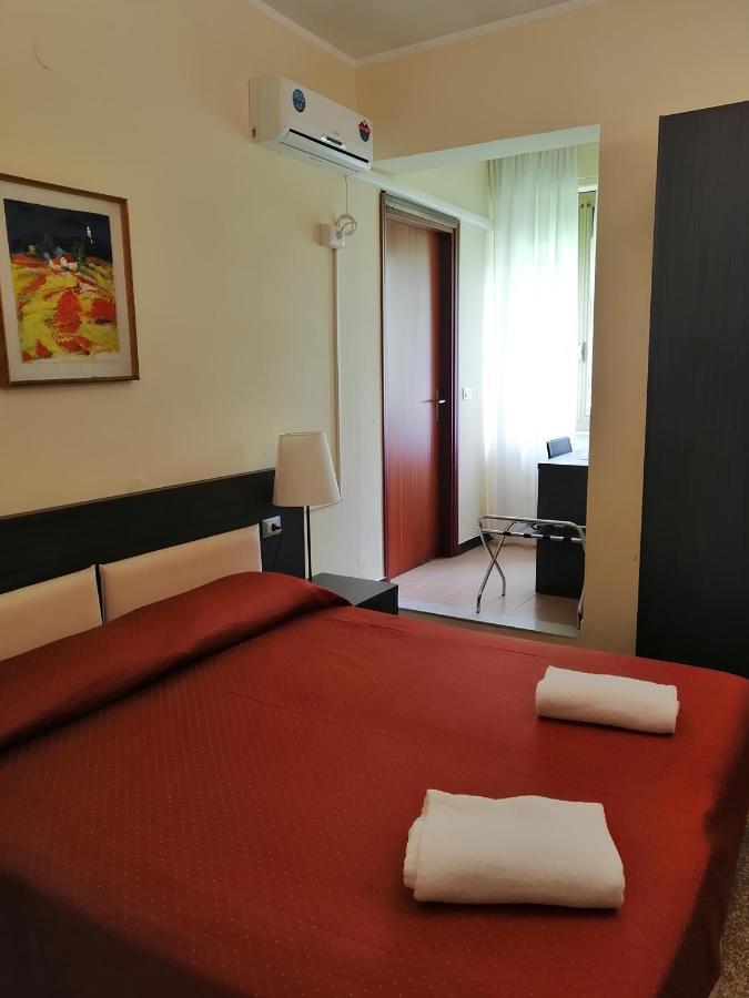 Hotel Palace Varazze Dış mekan fotoğraf
