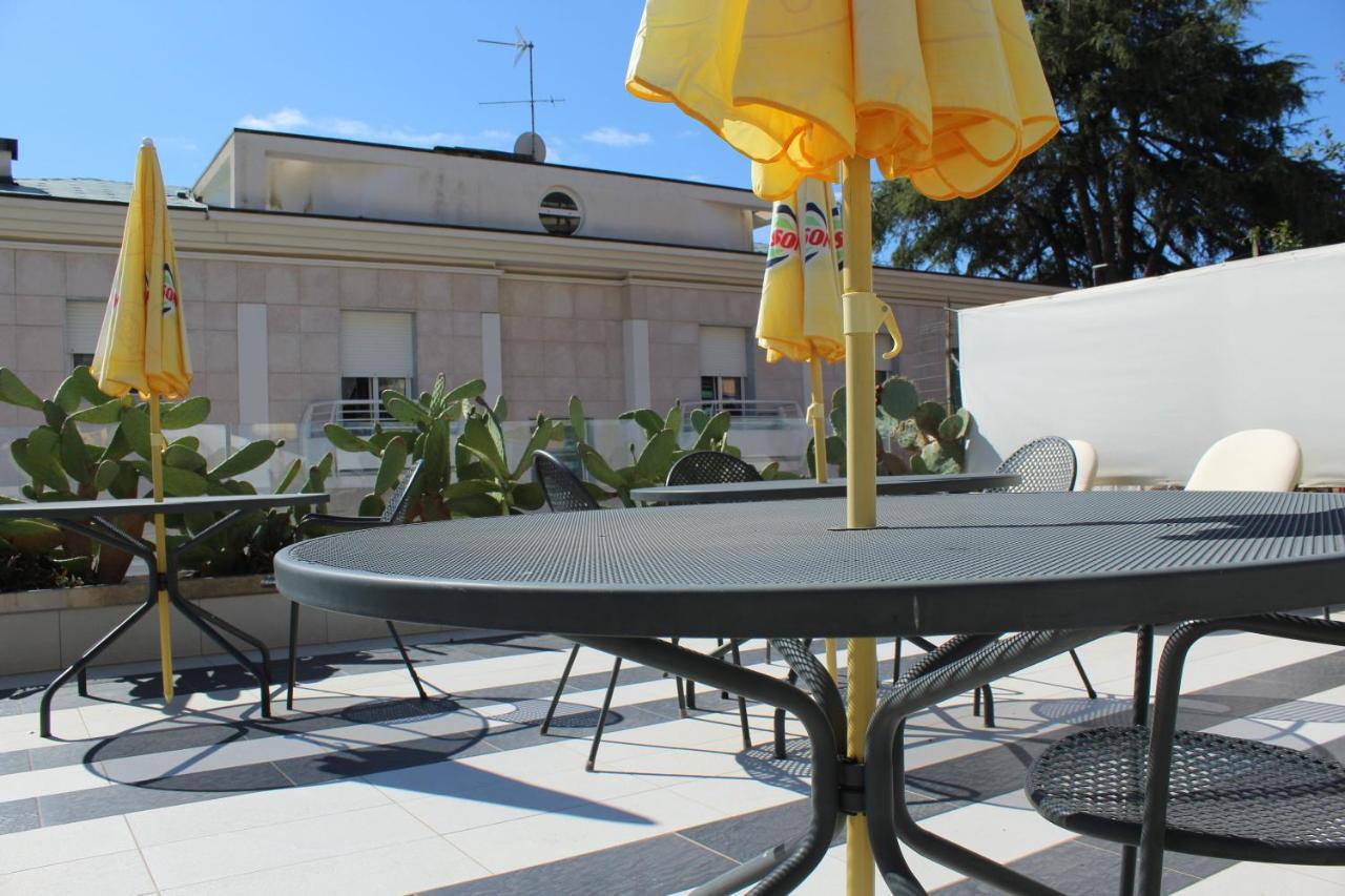 Hotel Palace Varazze Dış mekan fotoğraf