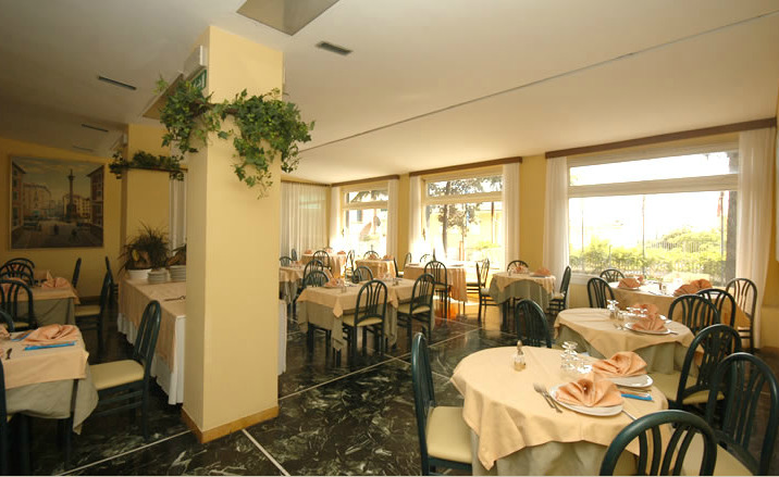 Hotel Palace Varazze Dış mekan fotoğraf