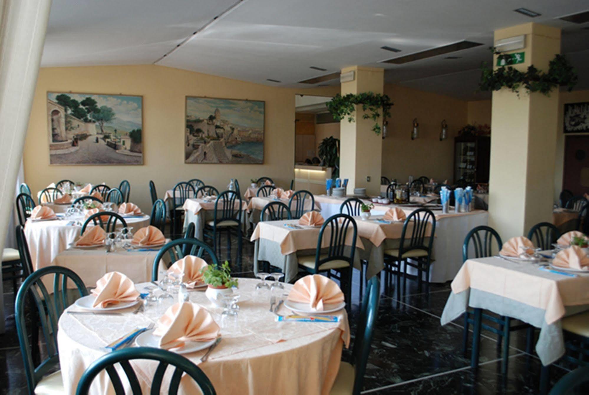 Hotel Palace Varazze Dış mekan fotoğraf