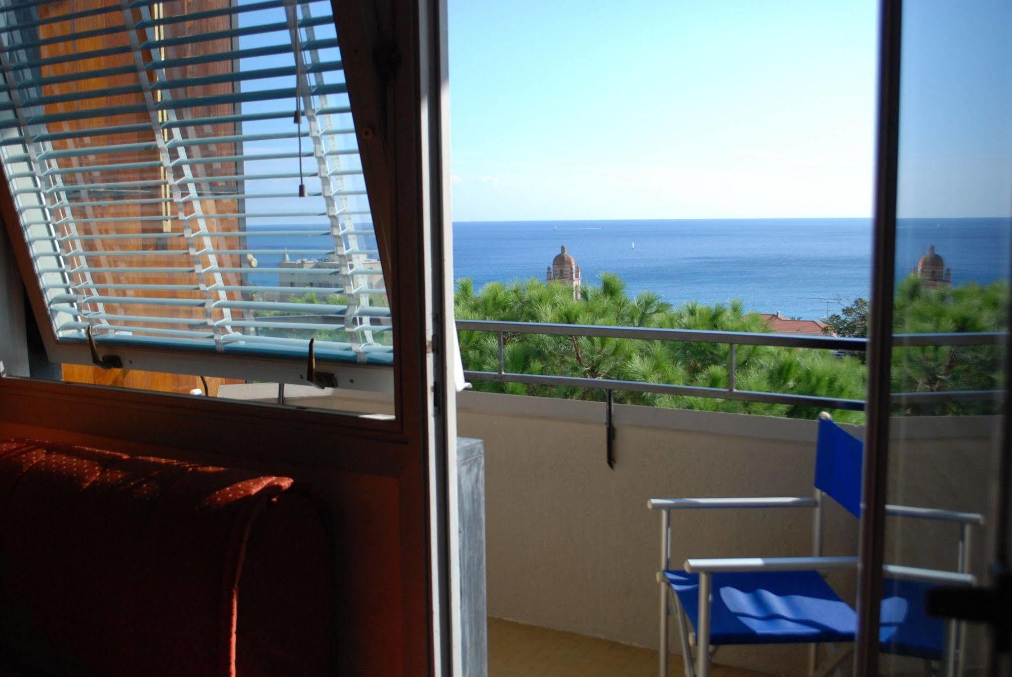 Hotel Palace Varazze Dış mekan fotoğraf